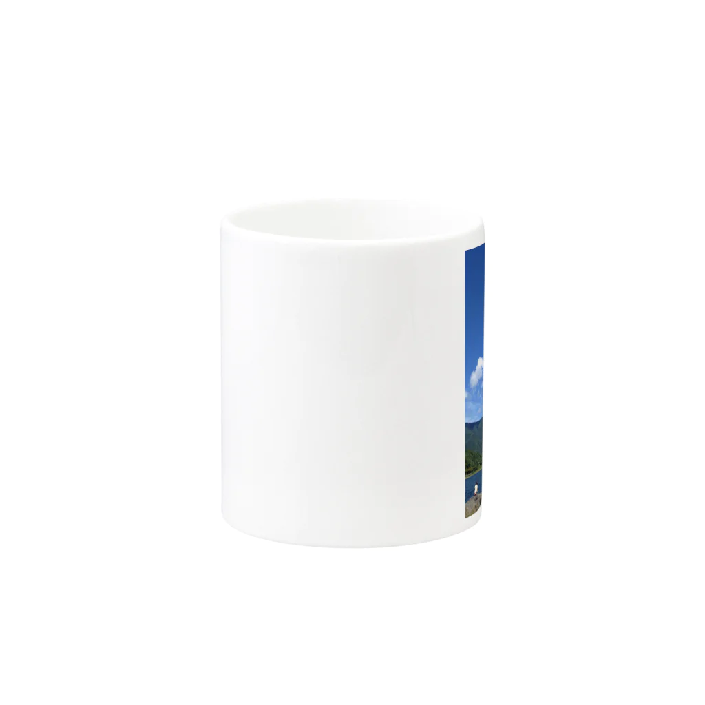 TatsunokoのLake Kawaguchi Mug :other side of the handle