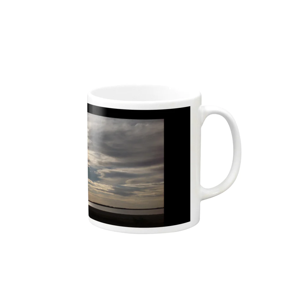 JP Link Australiaのreflection Mug :right side of the handle