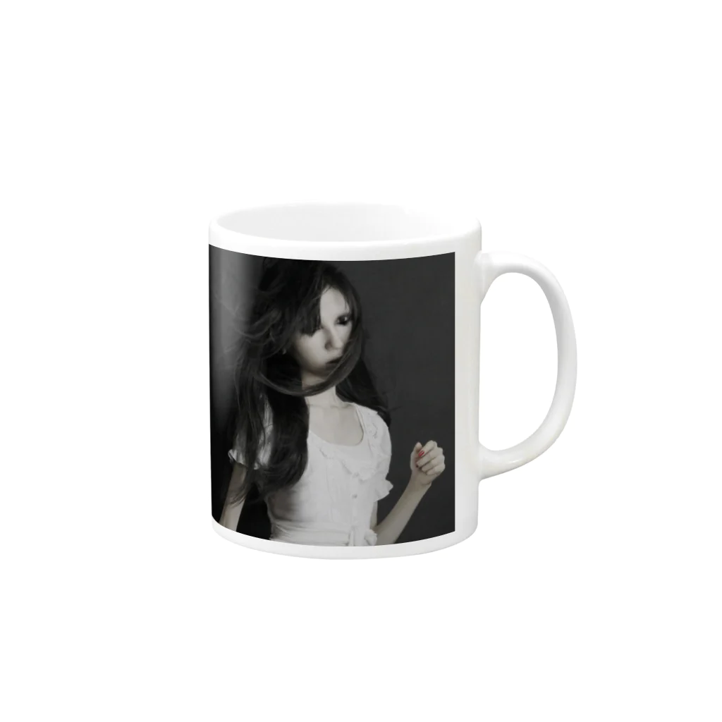 Misa Yamamoto(山本巳紗)のMisa Yamamoto Mug :right side of the handle