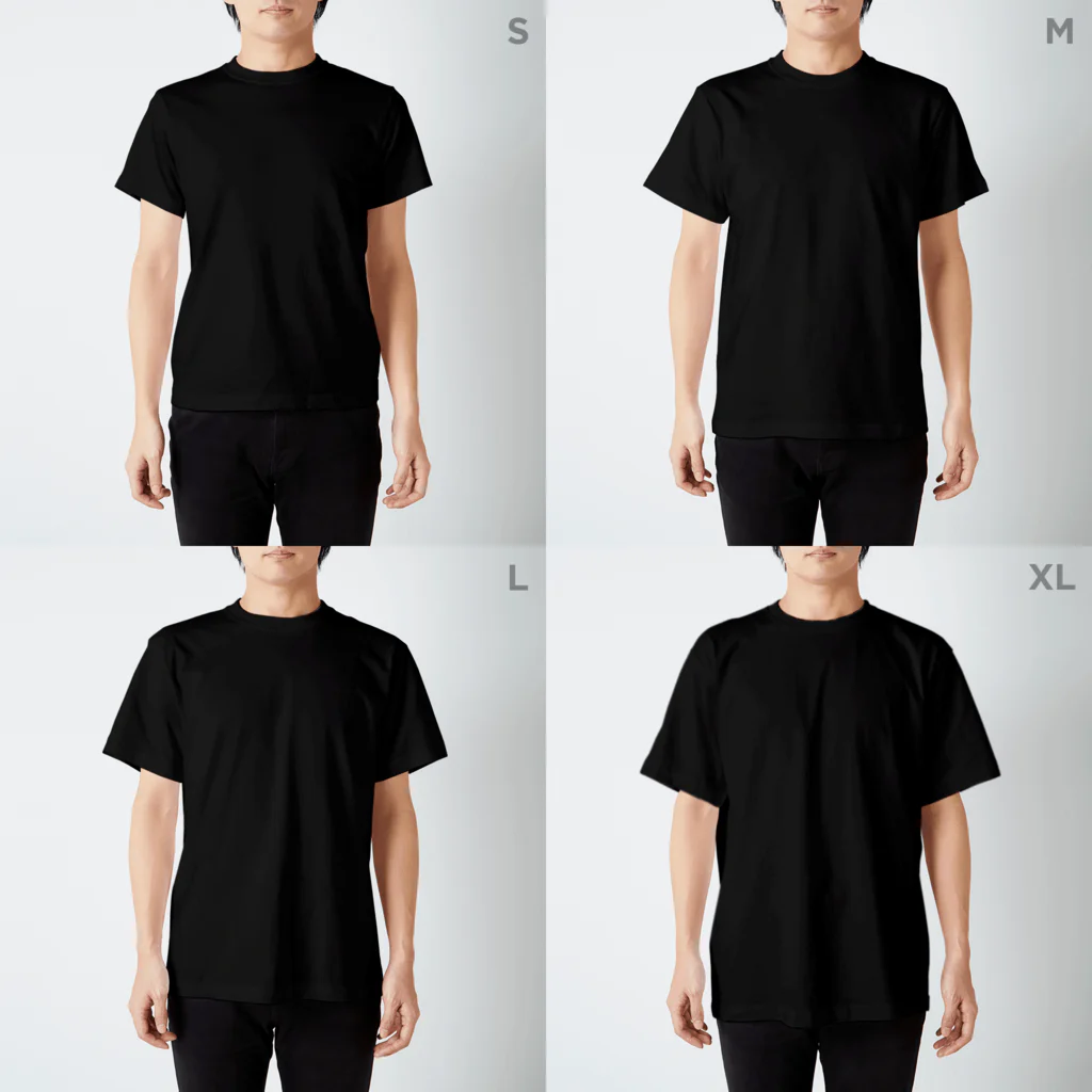 デザインをしましたのオオクワガタ（白文字） Regular Fit T-Shirt :model wear (male)