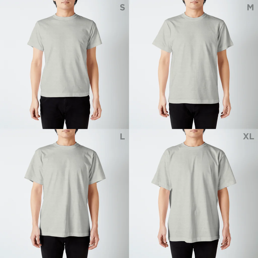 ぼんやり商会 SUZURI店のおめでとう4さい（青い線） Regular Fit T-Shirt :model wear (male)