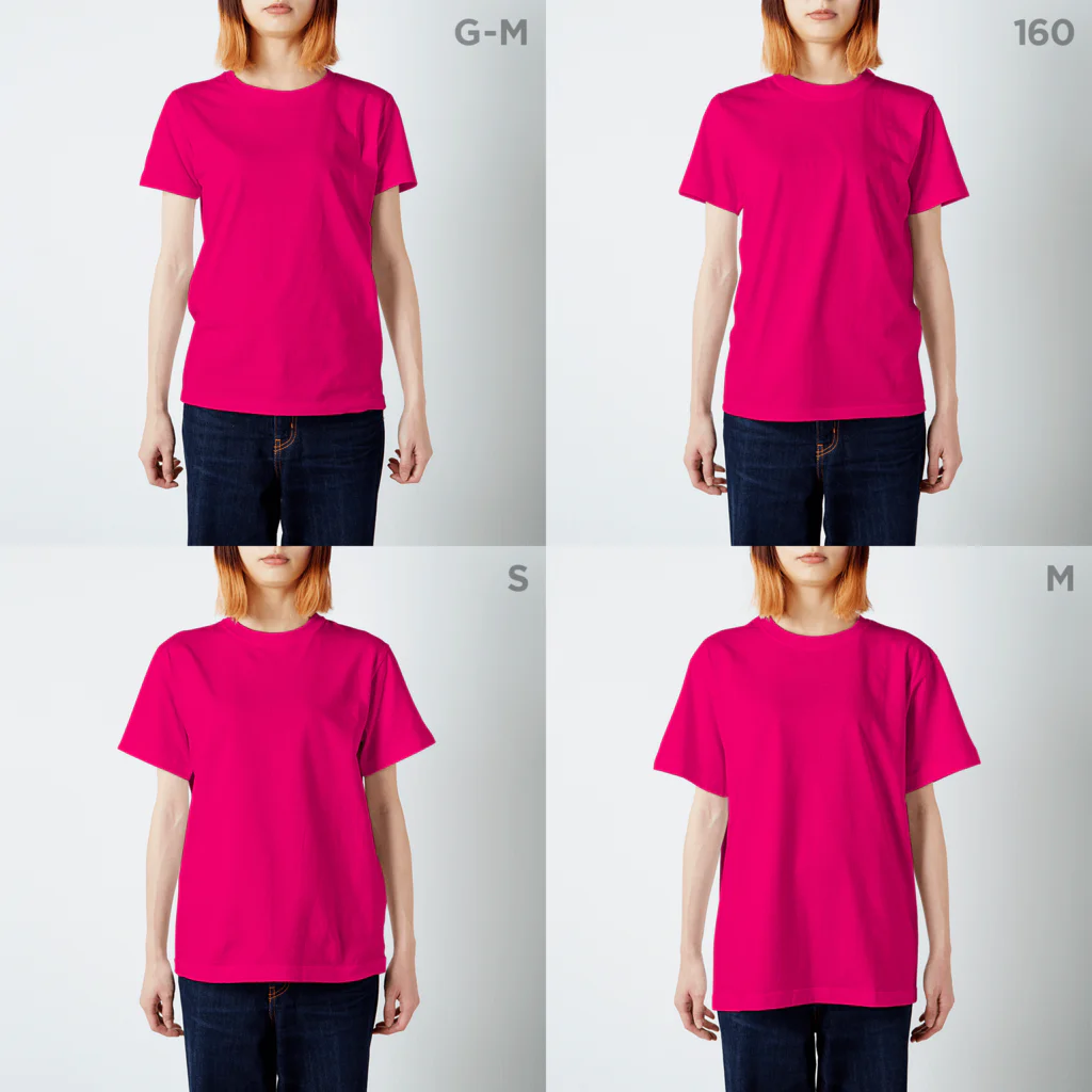 Generousのポメラニアン スタンダードTシャツのサイズ別着用イメージ(女性)
