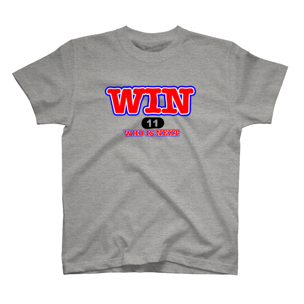 ソンサキコのWIN ロゴ Regular Fit T-Shirt