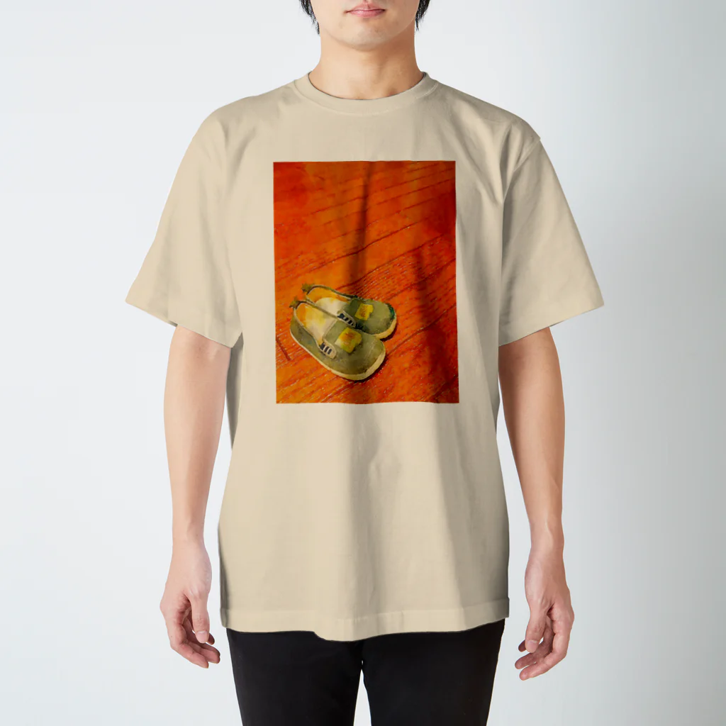 artkreのちっちゃなくつ Regular Fit T-Shirt