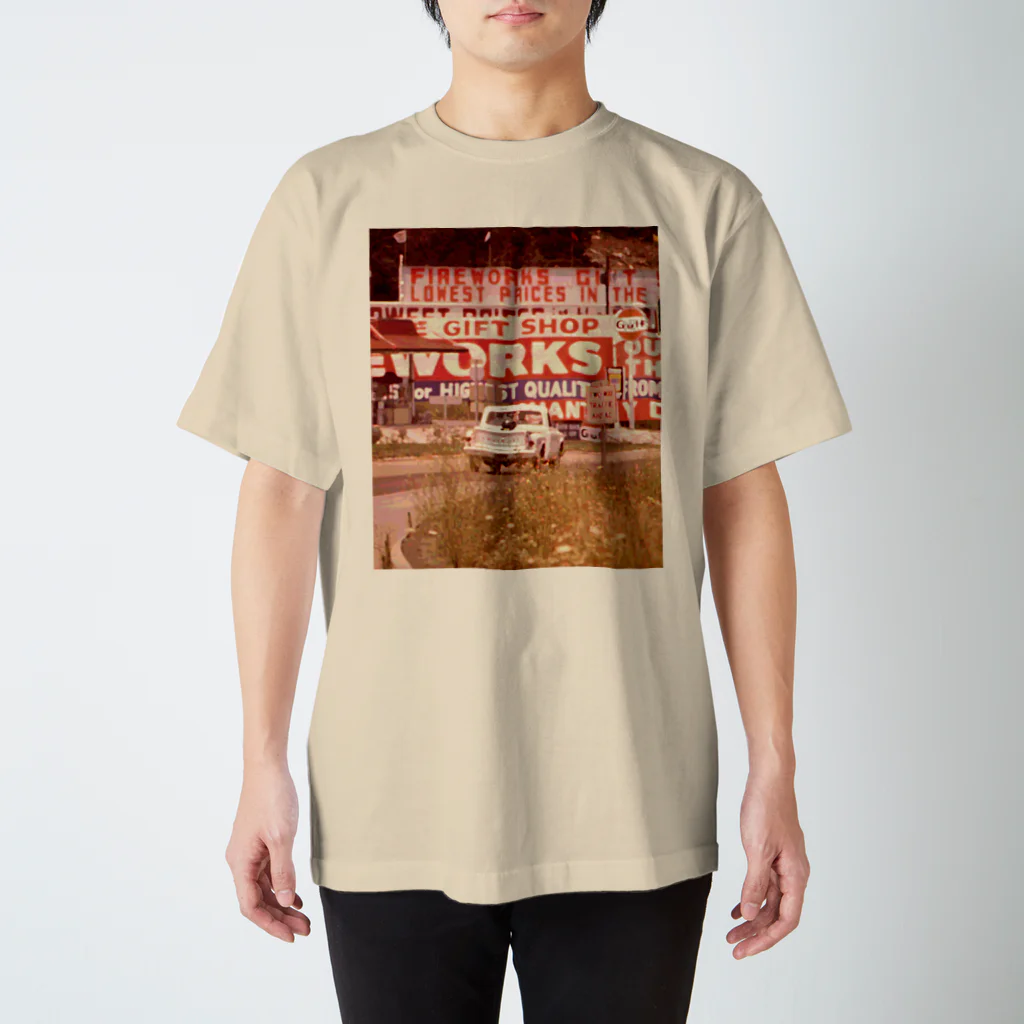 その物語を忘れない。のVISUAL POLLUTION Regular Fit T-Shirt