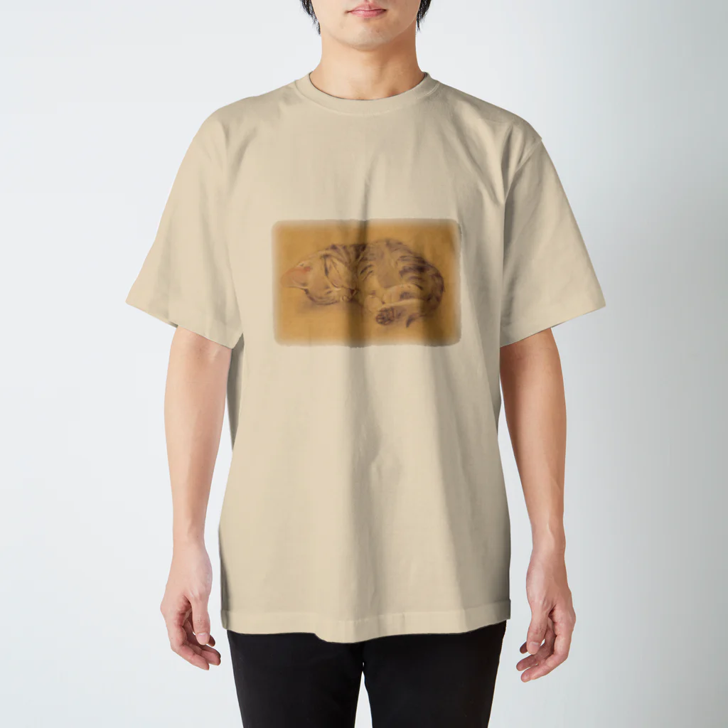 目羅　健嗣の子猫すやすや Regular Fit T-Shirt