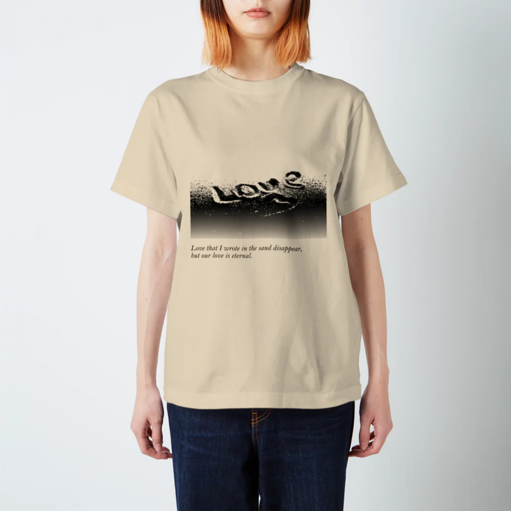 TKYのTシャツ　Love　砂文字 Regular Fit T-Shirt