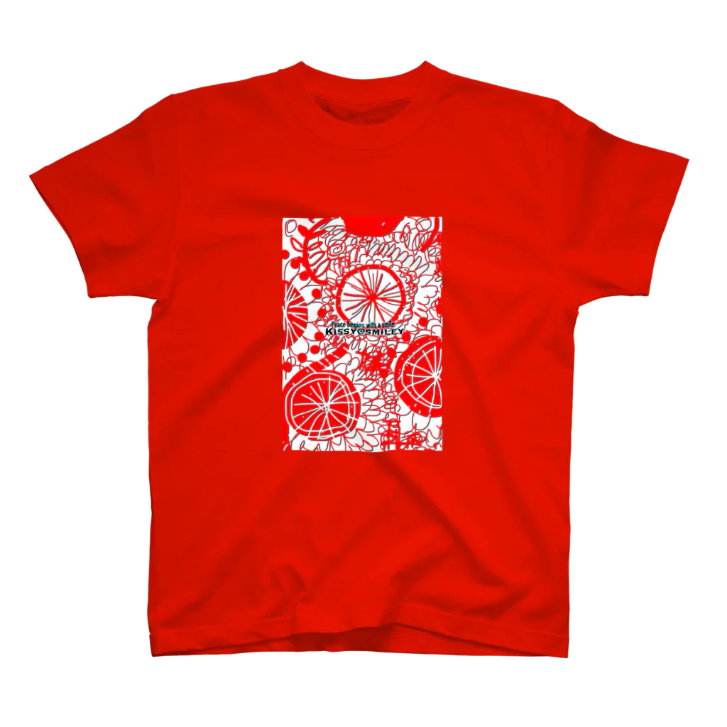 Kissy SmileyのKissy@Smiley/Kukkasuunnittelijat Red Regular Fit T-Shirt