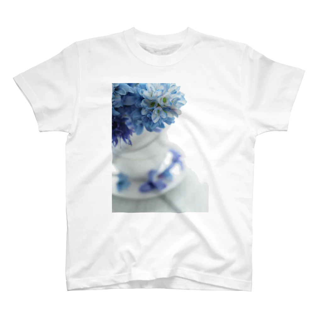 yokoのblue fflower Regular Fit T-Shirt