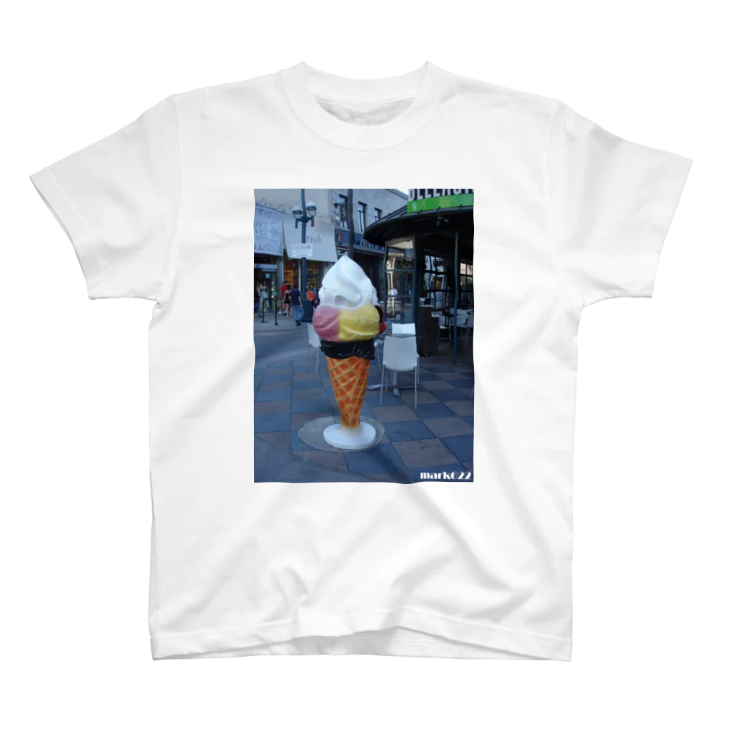 M.MORIのLos Angeles Santa Monica Cream スタンダードTシャツ