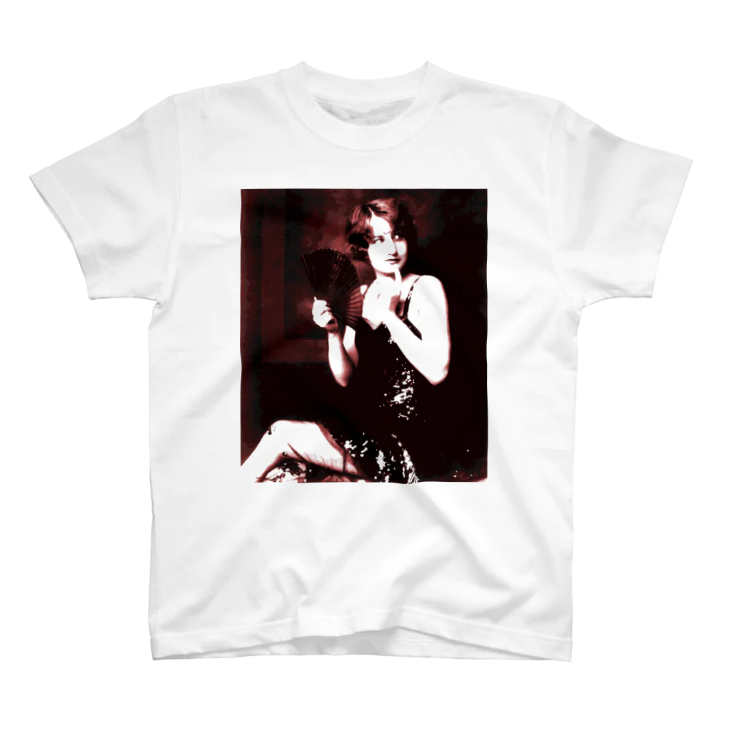 その物語を忘れない。のAlfred Cheney Johnston: Barbara Stanwyck, 1924 スタンダードTシャツ