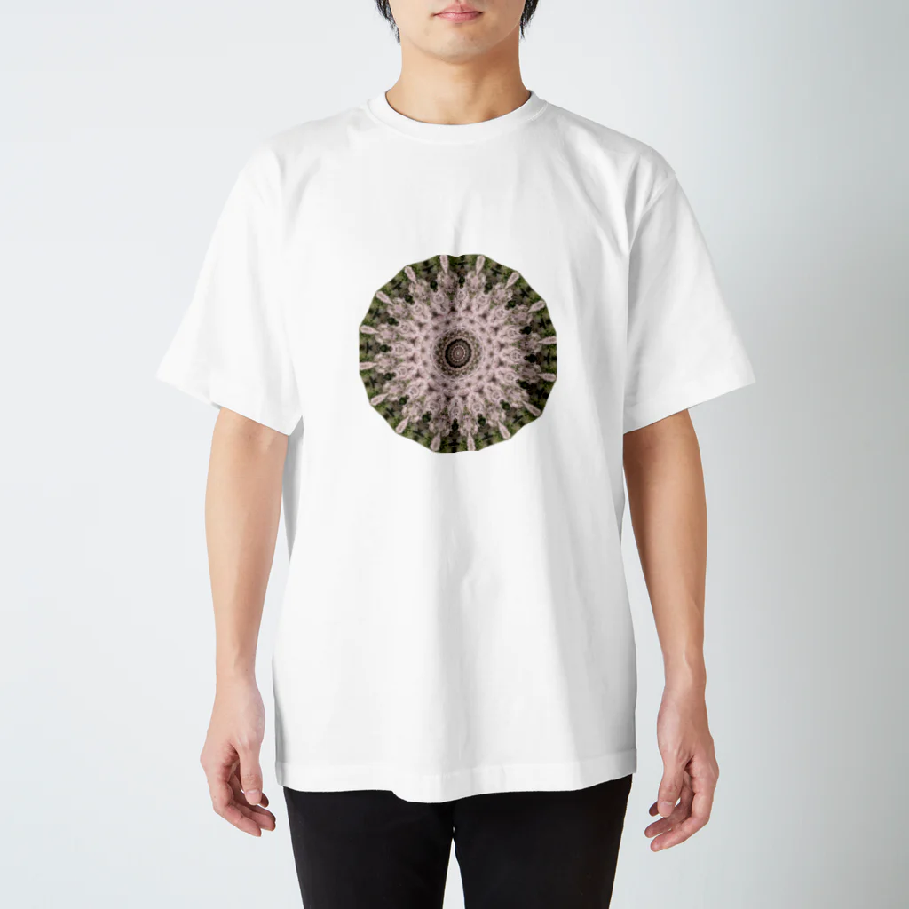 くにちゃんのさくらをぐるぐる Regular Fit T-Shirt