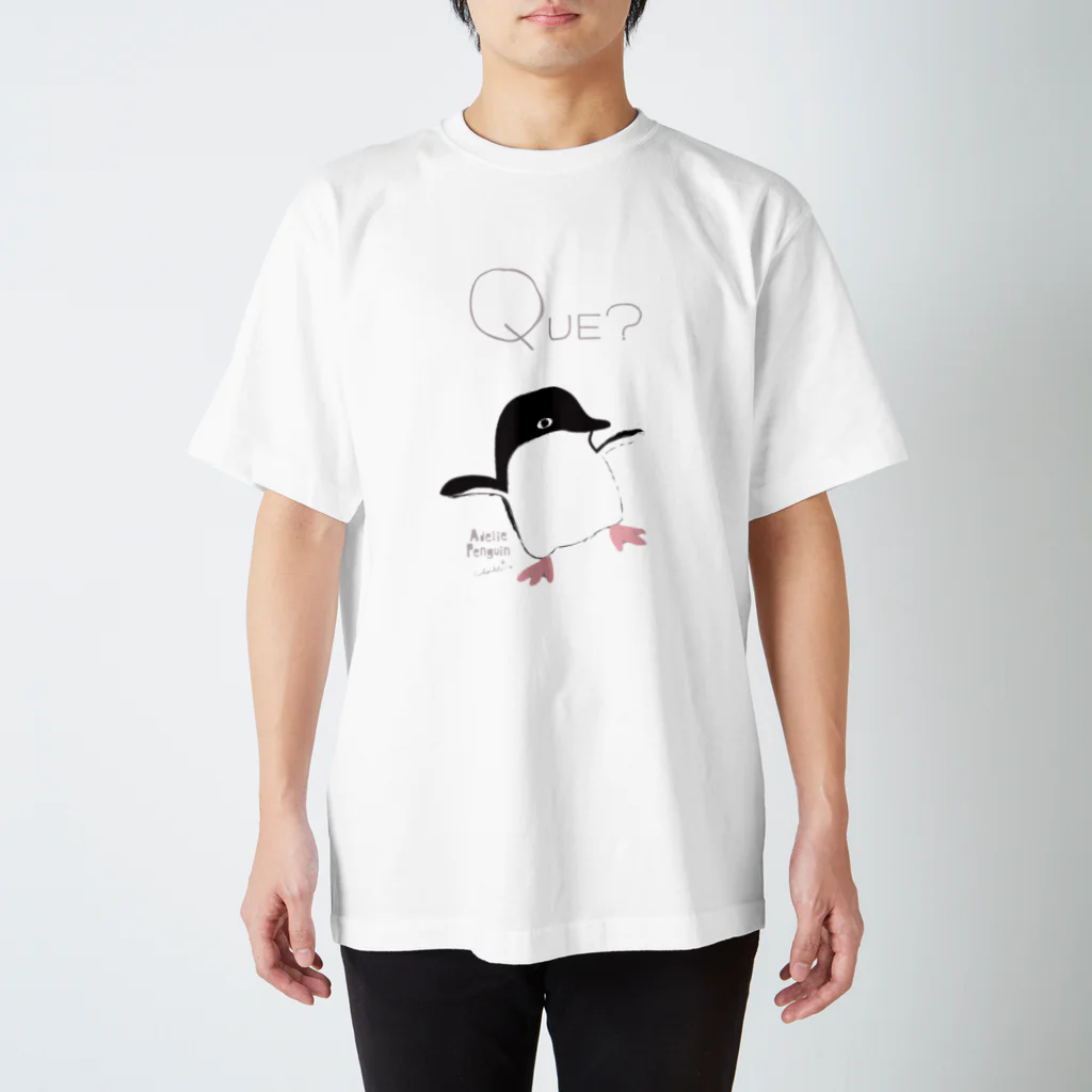 LittleLoroのアデリーペンギンの目つき Regular Fit T-Shirt