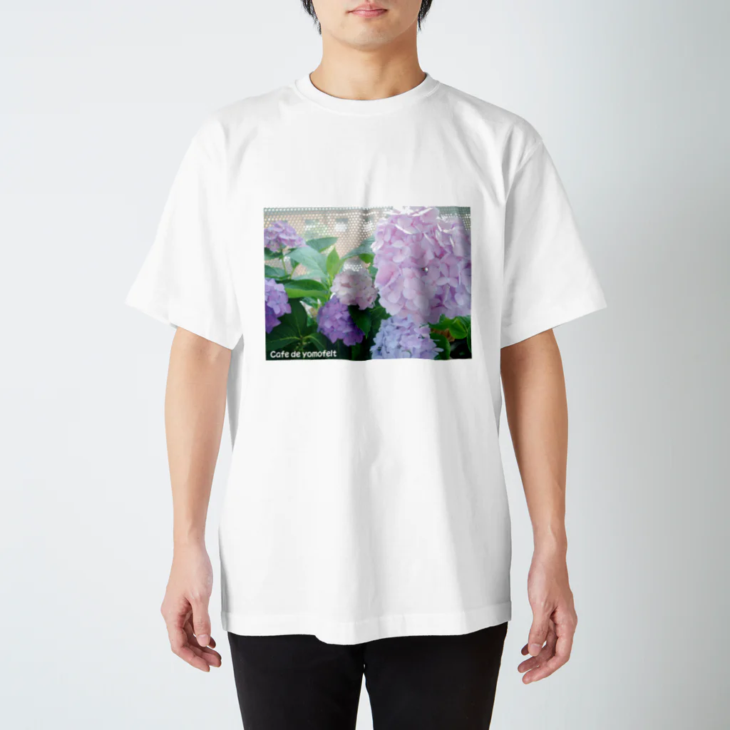 potaの金運アップのおまじない紫陽花 Regular Fit T-Shirt