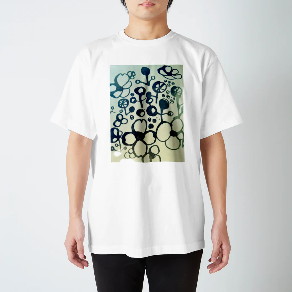 iland.oopartsの花畑 スタンダードTシャツ