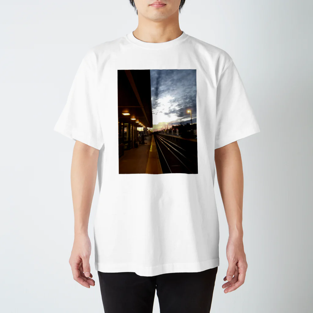 Hanada TatsukiのLong Island Regular Fit T-Shirt