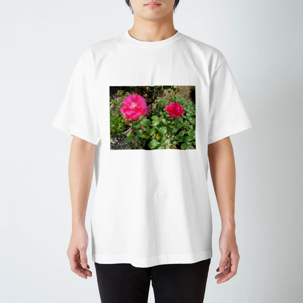田中民生の薔薇Ver.2 Regular Fit T-Shirt