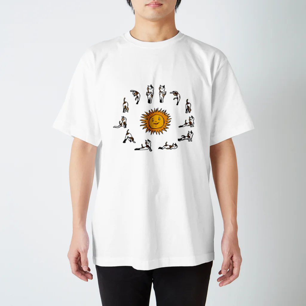 sayaka yamamotoのswami nekonyanda surya namaskar スタンダードTシャツ