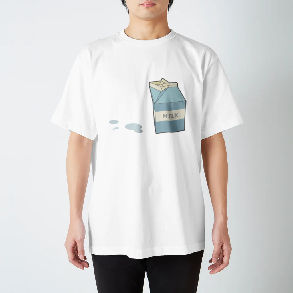 naochin1116のMILK Regular Fit T-Shirt