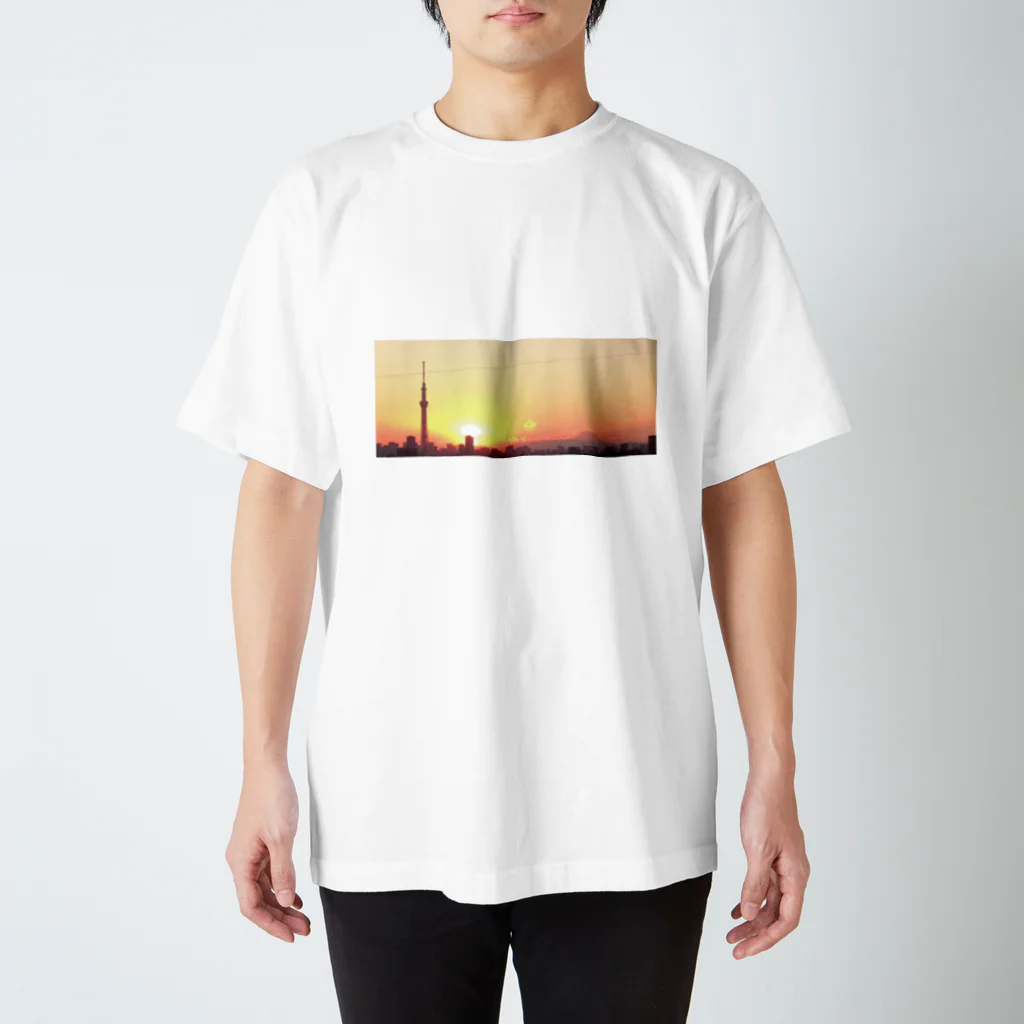 ベナタワーの黄昏 Regular Fit T-Shirt