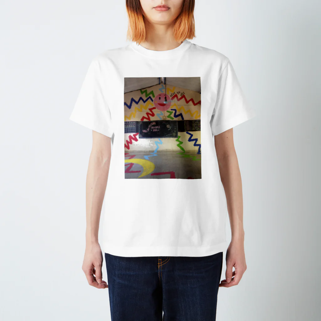 island JAPANのみんな大好き！ Regular Fit T-Shirt