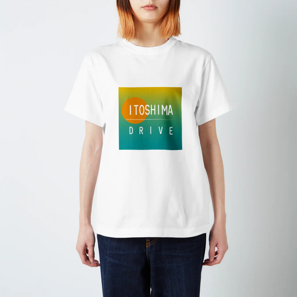 糸島ドライブの糸島ドライブ ＜sunrise＞ Regular Fit T-Shirt