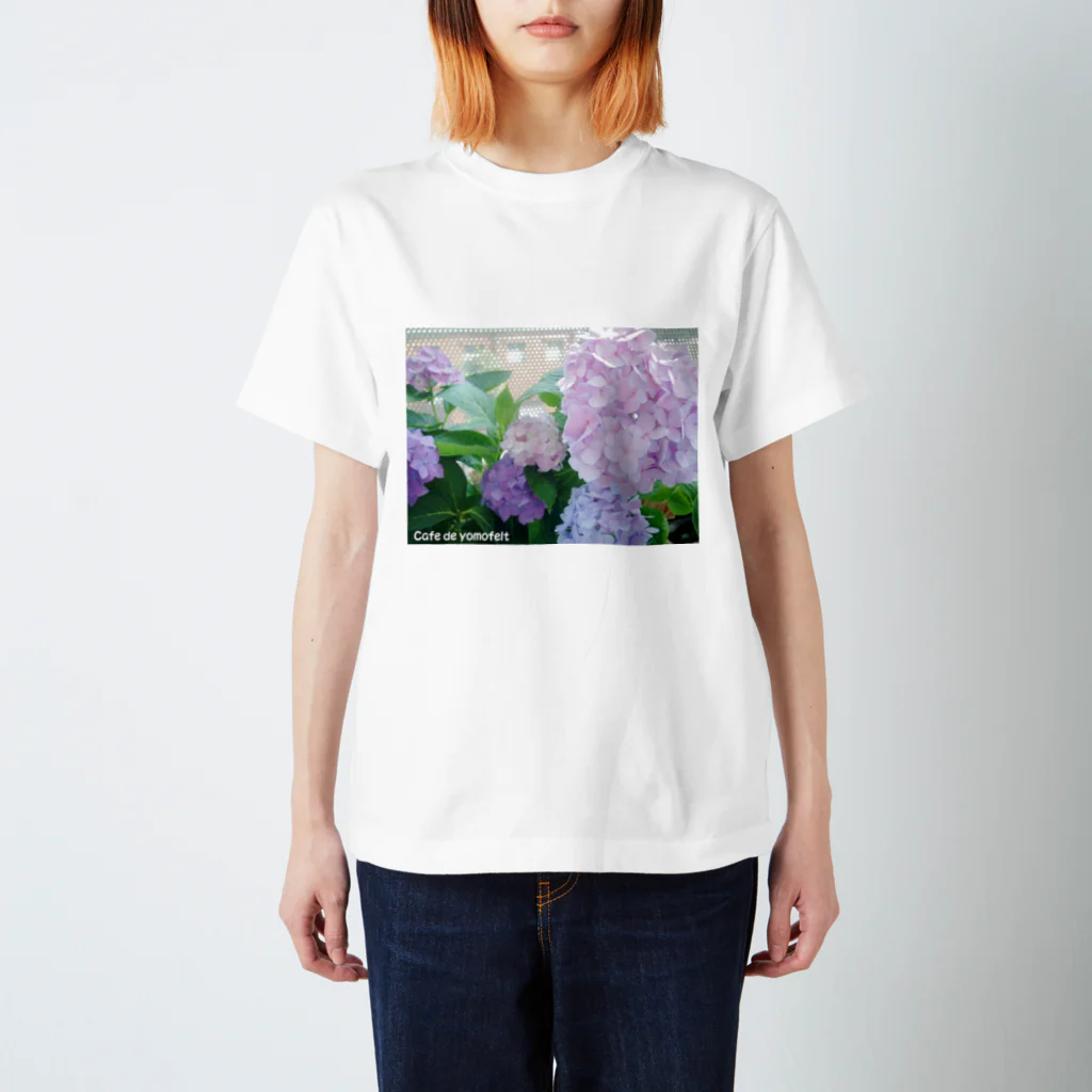 potaの金運アップのおまじない紫陽花 スタンダードTシャツ