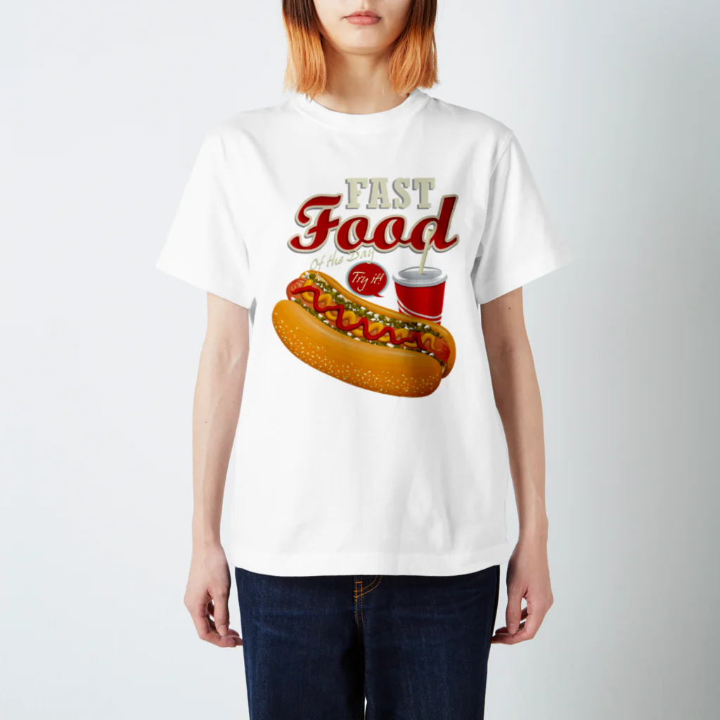 GRAPHICAのFast Food Series Hot Dog Regular Fit T-Shirt