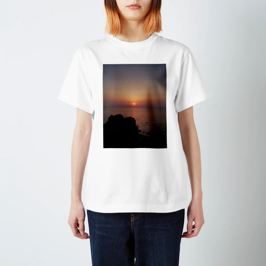 masaiの夕日 スタンダードTシャツ