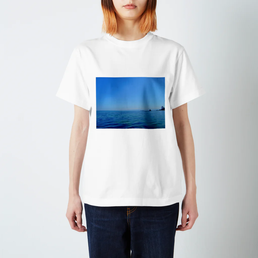 Sword ▲ Peaksの海 スタンダードTシャツ