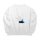 Deltaの湖と森の主くまさん Big Crew Neck Sweatshirt