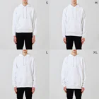 HAHAHA CLOTHINGのtanoシリーズ(ロゴ白) パーカーのサイズ別着用イメージ(男性)