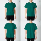 モンスター図鑑のモンスター図鑑 No.1 リオン Regular Fit T-Shirt :model wear (male)