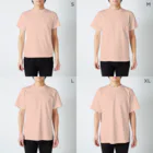 wokasinaiwoのエビマヨカー Regular Fit T-Shirt :model wear (male)