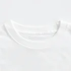 カタカナラボのシロクマ-W スタンダードTシャツの首回りはダブルステッチでヨレずに長持ち
