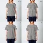 キッズサイズ　わんぱくぽめる堂のキッズサイズ*CT73 たこさんwinなーの視力検査B  Regular Fit T-Shirt :model wear (woman)