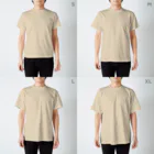 キッズサイズ　わんぱくぽめる堂のキッズサイズ　ジャンケン　チョキ Regular Fit T-Shirt :model wear (male)