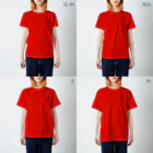 Chibicco Designのヒラタクワガタ Regular Fit T-Shirt :model wear (woman)