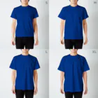 ぼくのすいぞくかん SUZURI店のサメカオdeepcolorキッズ スタンダードTシャツのサイズ別着用イメージ(男性)