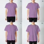 蜜と蝶の夏の果て a Regular Fit T-Shirt :model wear (male)