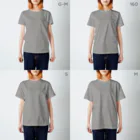 太陽drops -立華 圭グッズショップ-の朝あけの街 スタンダードTシャツのサイズ別着用イメージ(女性)