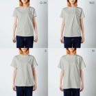 ゆるかわおよよランドのさかなつり Regular Fit T-Shirt :model wear (woman)