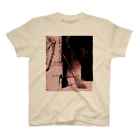 その物語を忘れない。のWilliam Henry Fox Talbot: The Open Door, 1844 Regular Fit T-Shirt