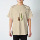 オカフェのイタチとクマ Regular Fit T-Shirt