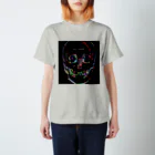 Akieem Zawadi's SHOPのBright Face Regular Fit T-Shirt