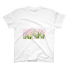 ジルトチッチのデザインボックスの春蘭のお洒落なピンクの欄の花 スタンダードTシャツ