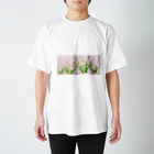 ジルトチッチのデザインボックスの春蘭のお洒落なピンクの欄の花 スタンダードTシャツ