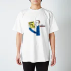 花と女性のイラストレーションの17curater[キュレーター] Regular Fit T-Shirt