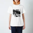 Keiju Kita PhotographyのQueensboro Bridge River side, New York, USA, 2014 Regular Fit T-Shirt