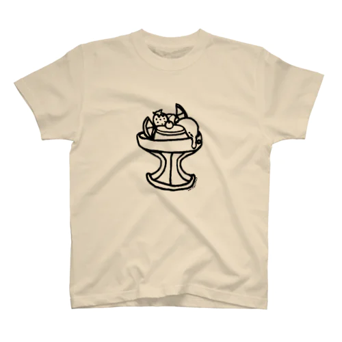 らくがきシリーズ『ぷりんアラモード』モノクロ Regular Fit T-Shirt